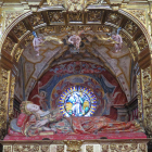 La icónica escultura de la santa, tallada por Diego de Siloe, preside el templo burebano.