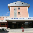 Exterior del Centro de Salud Huelgas en uno de los pabellones del Hospital Militar.