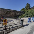 Las catas arqueológicas se están desarrollando junto a la muralla en las cercanías de la calle Corazas.