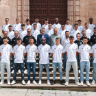 La plantilla del Burgos CF, en la Catedral.