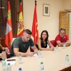 Imagen de la reunión de representantes del PSOE con la Corporación de La Horra