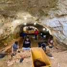 Campaña de excavación en el yacimiento neandertal de la cueva de Prado Vargas