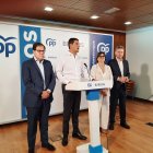 Los parlamentarios 'populares' Salvador de Foronda, Ángel Ibáñez, Raquel González y Javier Lacalle.