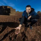 Juan Antonio Arlanzón tiene 200 hectáreas en el norte de Burgos