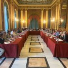 Imagen de la reunión con colectivos empresariales, sociales, educativos y económicos.