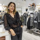 Patricia Gil puso en marcha la tienda de moda joven 'People&Co' hace diez años y es desde hace unos meses la cara visible de los comerciantes del centro.