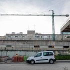 Obras en el edificio sede de la Policía Local y Bomberos de Burgos, desde la parte trasera.