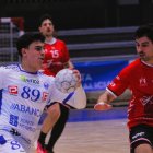 un momento del partido en Pontevedra.