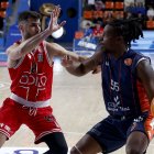 Imagen del partido entre el Grupo Ureta Tizona Burgos y Cartagena.