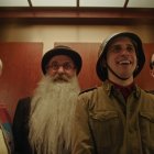 Gloria Fuertes, Valle Inclán, Gila y José Luis Vázquez están a punto de regresar por un día al planeta Tierra, en un fotograma del anuncio de Campofrío.