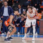 Imagen del partido entre el Grupo Ureta Tizona Burgos y Silbö San Pablo.
