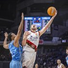 Luke Fischer, durante el partido contra Estudiantes.