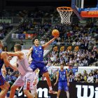 Imagen del partido entre el Silbö San Pablo Burgos y Obradoiro.