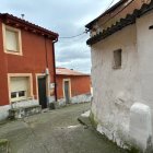 Los pueblos comparten el problema de la falta de vivienda