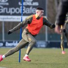 Espiau, durante un entrenamiento en la ciudad deportiva previo al partido contra el Sporting.