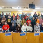 Foto de familia de los asistentes a la tercera jornada-encuentro promovida por la Asociación Síndrome 22q11 en el Creer.