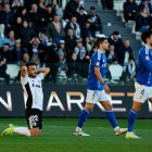 Imagen del partido entre el Buros CF y el Real Oviedo.