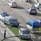 Colisión entre dos turismos en la avenida Cantabria.