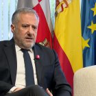 Carlos Pollán en un momento de la entrevista con EP.