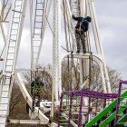 Trabajo contrarreloj de los feriantes para poder abrir las barracas de San José el domingo.