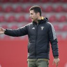 Alessio Lisci da instrucciones en uno de los entrenamientos de esta semana, previo al partido ante el Albacete.