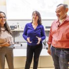 María Martinón, Rosa Huget y Xosé Pedro Rodríguez antes de iniciar la conferencia sobre Pink impartida ayer en el Museo de la Evolución Humana.