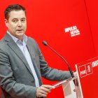 Daniel de la Rosa, en su última comparecencia como secretario general de la agrupación municipal del PSOE de Burgos.