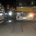 Camión excede 14,2 tonelada su peso en Burgos.