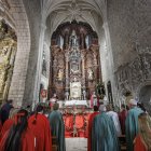 Imagen del Vía Crucis penitencial en San Lesmes.