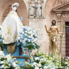 Cristo y su Madre se encuentran en la procesión del Anuncio Pascual.