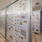 26 colecciones privadas de sellos y correo postal se exponen hasta el 26 de abril en el Teatro Principal.