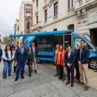 Presentación de la unidad móvil de Recoletas que realizará las revisiones de vista.