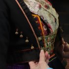 Detalle de indumentaria tradicional de Castrillo de la Reina.