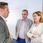 Daniel de la Rosa, Álvaro Morales y Nuria Barrio, antes de reunirse con la agrupación provincial del PSOE.