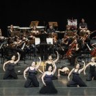 La Orquesta Sinfónica de 3º a 6º de Profesional del Conservatorio, bajo la dirección de Raquel Rodríguez, y el alumnado de primero de Contemporáneo que abrió la gala.
