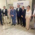 Sanz Merino y Aparicio, junto al resto de la Junta Directiva de CEOE CyL.