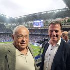 Gonzalo Santonja y Borja Suárez en el estadio Carlos Tartiere de Oviedo.