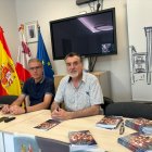 El concejal José Antonio Fuertes con el director de la Banda de Música Villa de Aranda