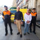 Ángel Manzanedo y Telmo Ruiz (centro), flanqueados por Ángel y Lorenzo, voluntarios de Protección Civil Burgos.