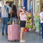 Los turistas pasan mas de 2,3 días en un piso turístico.