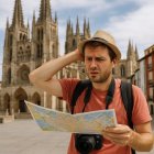 Turistas despistados en Burgos: 7 errores que conviene evitar este verano, según ChatGPT