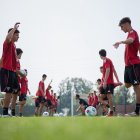 El equipo durante uno de los entrenamientos para preparar el partido ante el Cádiz.