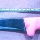 El cuchillo con el que el detenido amenazó a la menor y a su madre.