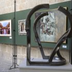 Muestra del grupo de artistas  Thieldon, protagonizada por obras del pintor francés Delphy, en el claustro de la Catedral de Palencia, con motivo  del hermanamiento entre Bourges y Palencia