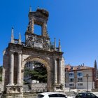 Estado en el que se encuentra el Arco de Fernán González, en la calle del mismo nombre.