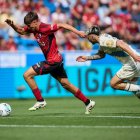 Imagen del partido entre el Mirandés y el Deportivo.