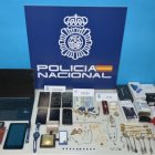 Efectos recuperados por la Policía.