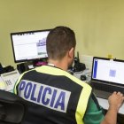 Imagen de un agente de la Policía.