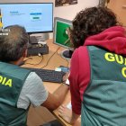 La Guardia Civil esclarece una estafa online de 1.200 euros en la compraventa de un contenedor.