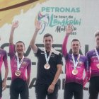 El Burgos Burpellet BH subió al podio por su tercera posición por equipos.